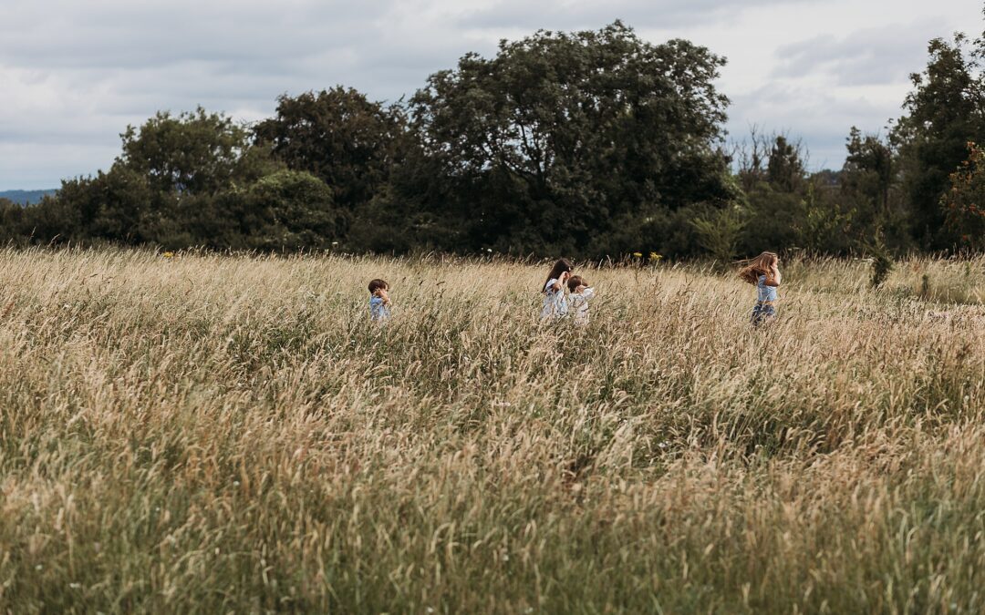 Stroud Family Photographer – A magical shoot at Woodchester Park